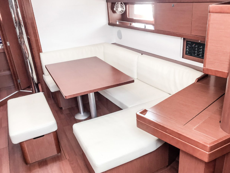 Beneteau Oceanis 45