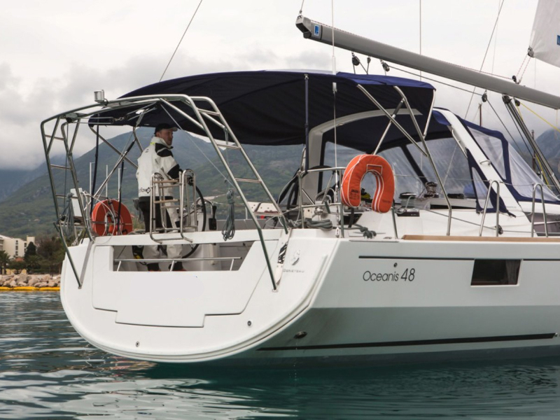 Beneteau Oceanis 48