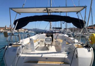 Yacht Offer