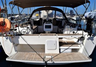 Yacht Offer