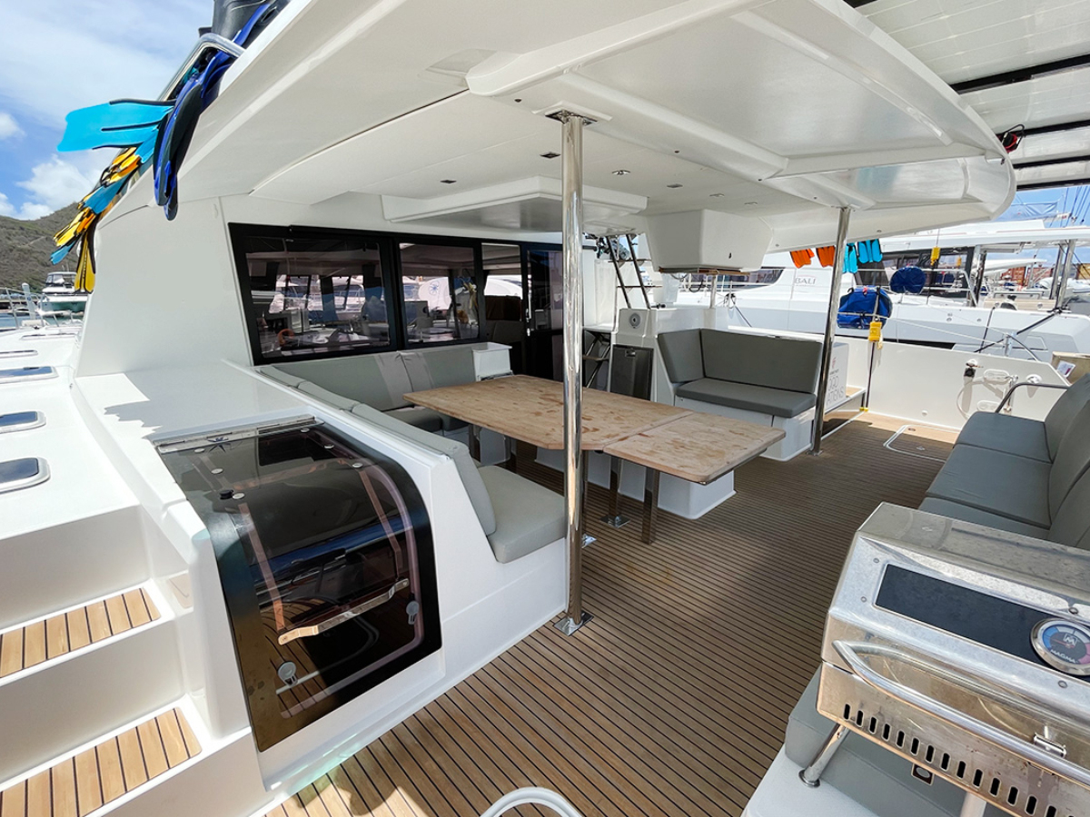 Fountaine Pajot Saba 50