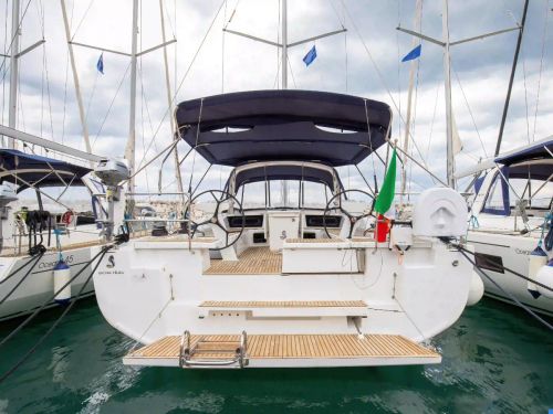 Beneteau Oceanis 51.1