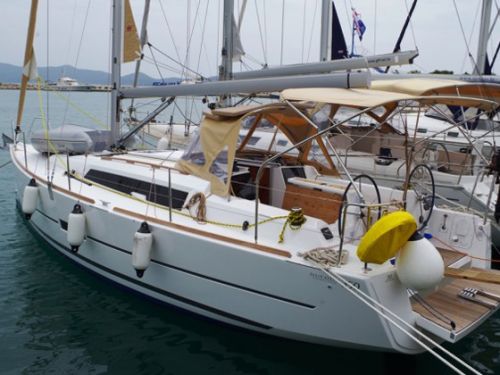 Dufour 350